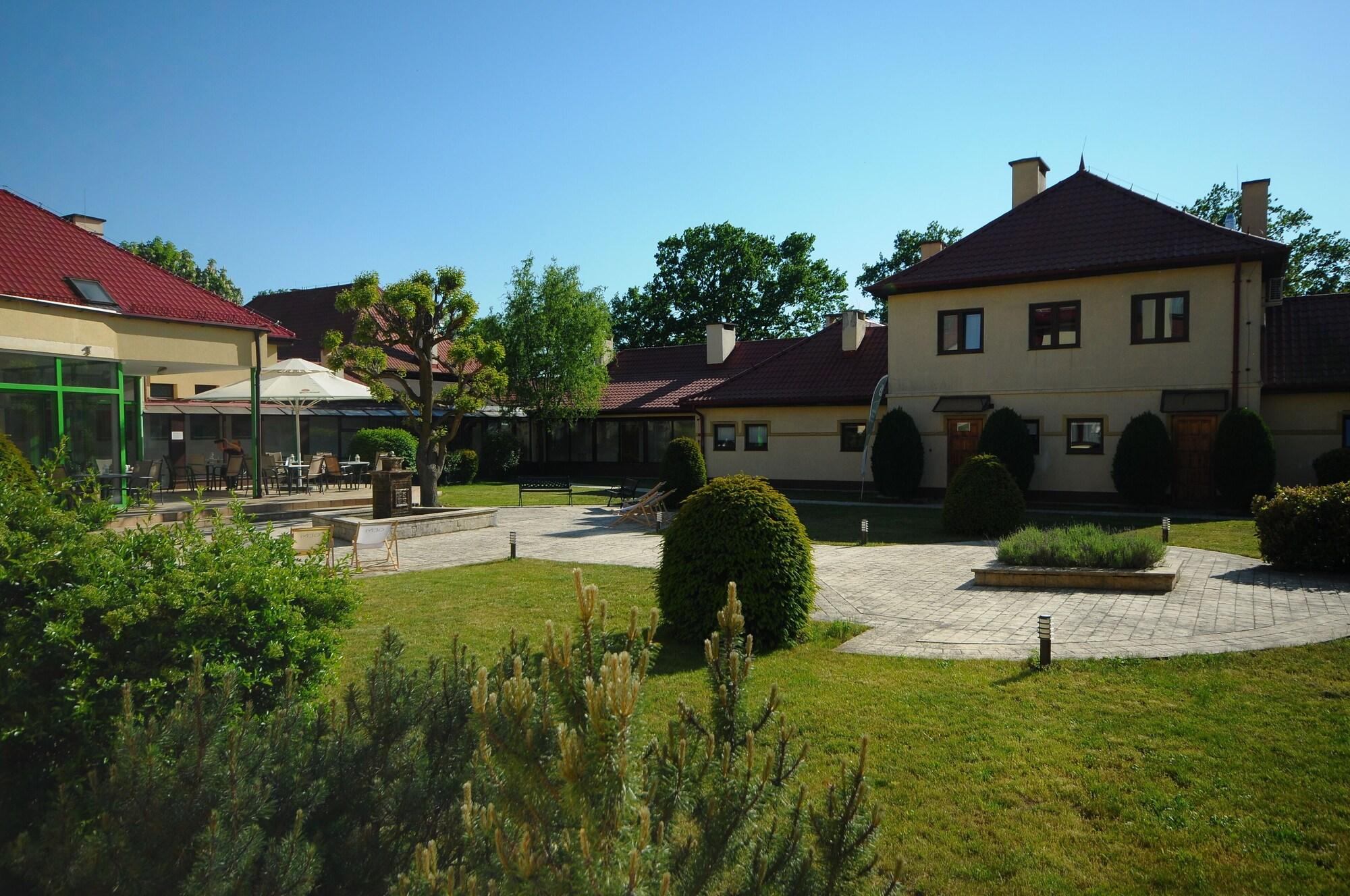 Hotel Gem Wroclaw Exterior photo